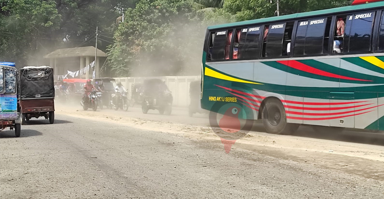 ফের ধূলিকণায় ঢাকছে ‘নির্মল বাতাসের শহর’